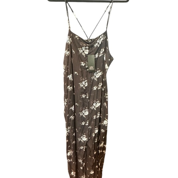 wild fable Dresses & Skirts - NWT Floral Jumpsuit